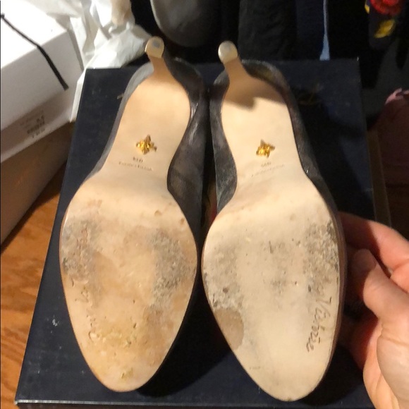 High Heels - Picture 3 of 3